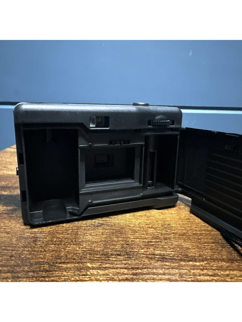 BELL & HOWELL Point And Shoot 35MM Film Camera 